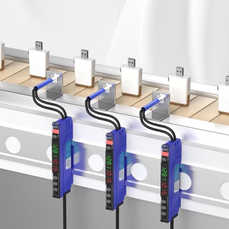 Dual Digital Display Amplifier Infrared Induction Switch Sensor with Optical Fiber Amplification