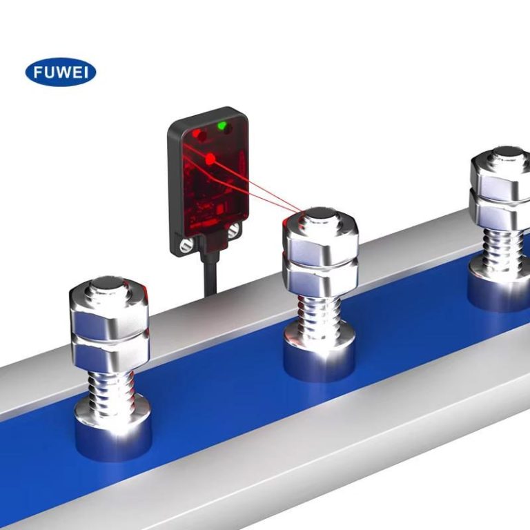 Ultra-Thin Photoelectric Sensor Front Facing Outgoing Light for Accurate Detection