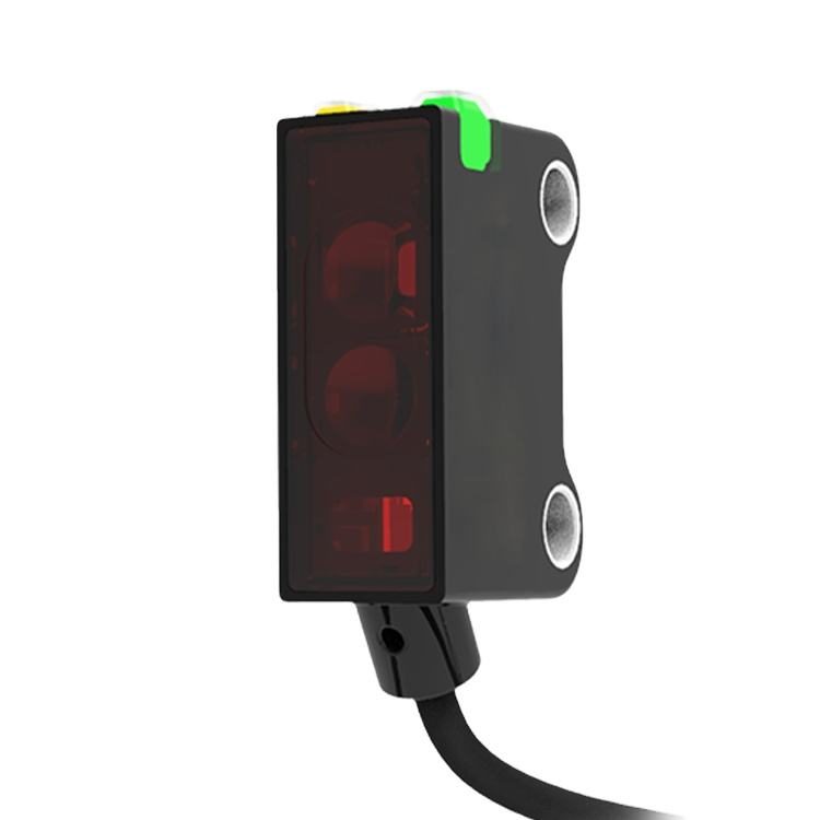 Small Square Photoelectric Sensor Output PNP NPN Detection Range 8cm IP67 Current Sensors